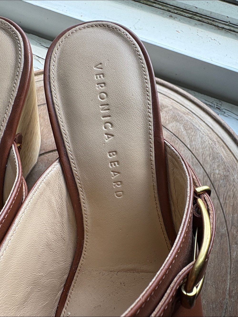Veronica Beard Chestnut Brown Leather Buckle Mule Clogs Size 8M - Picture 7 of 7